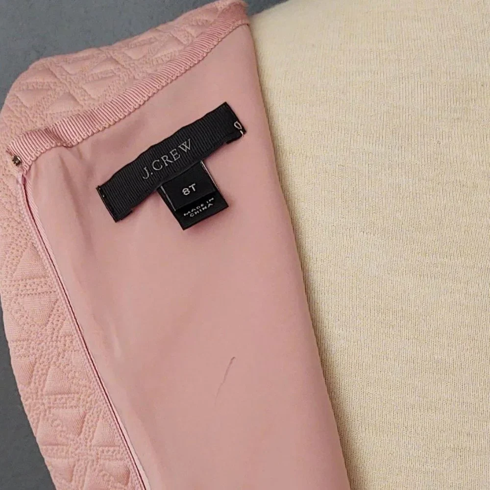 Dusty pink textured fabric sleeveless dress